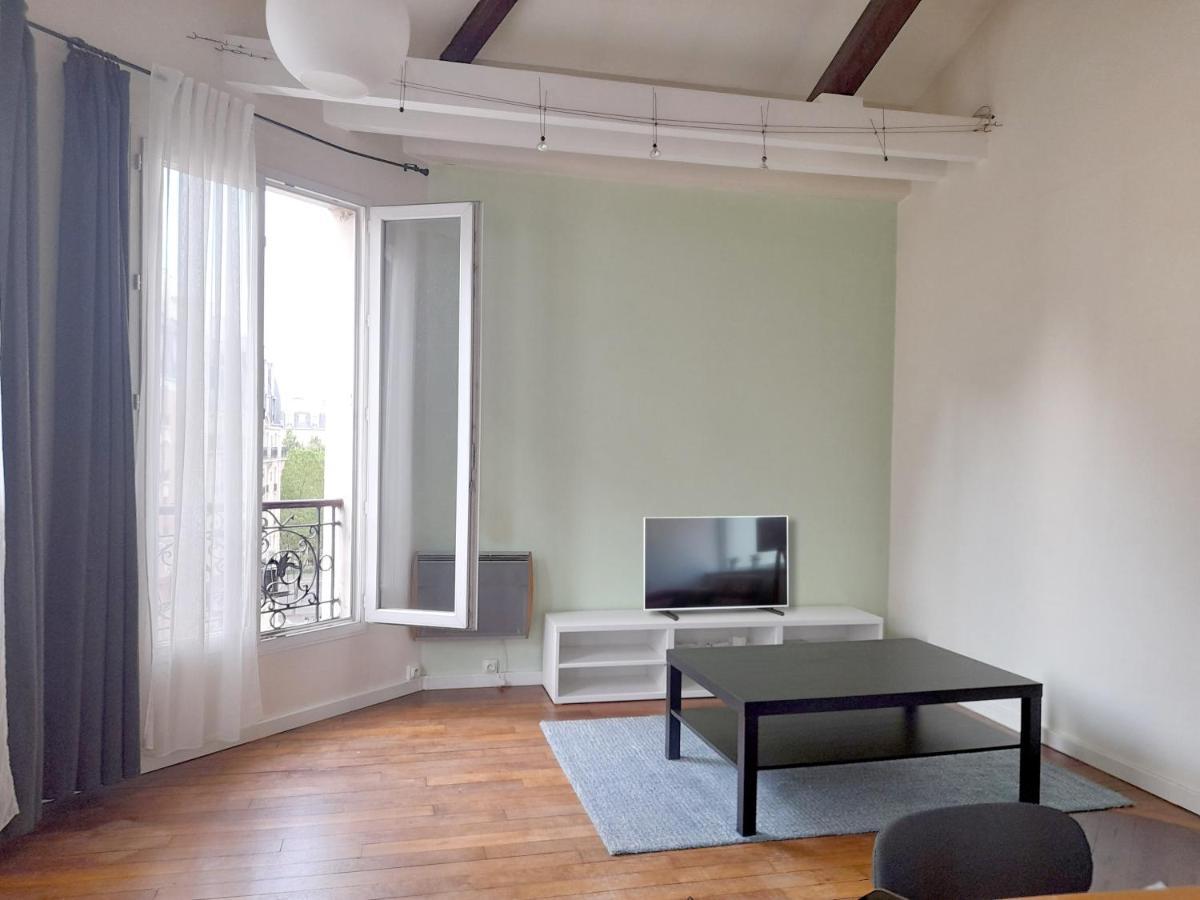 Un Appartement Typique Parisien / A Typical Parisian Apartment المظهر الخارجي الصورة